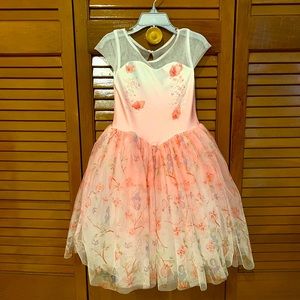 Disney Store Snow White Dress 5/6, Like New!